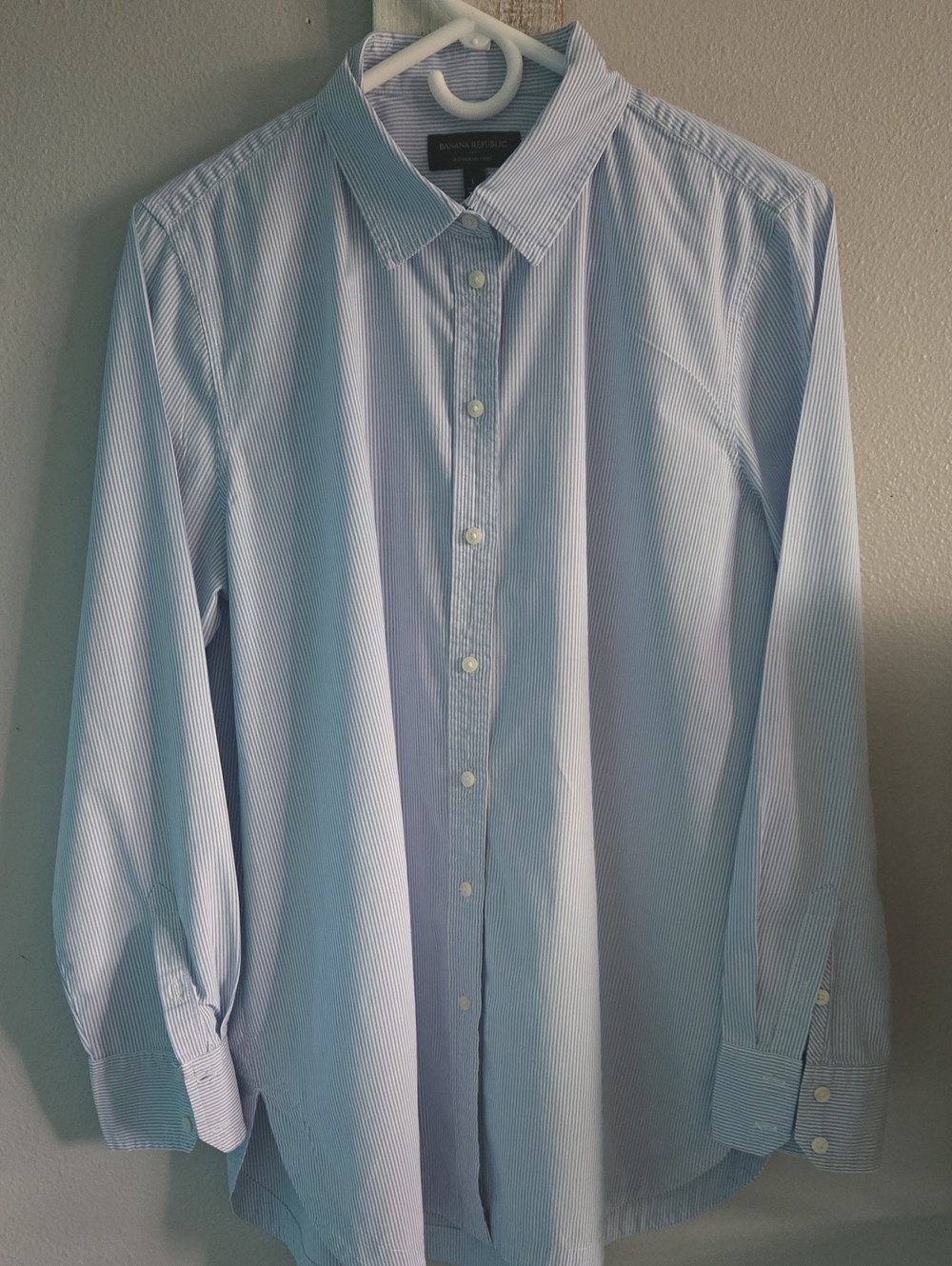 Banana Republic Women's Blue Thin-Stripe Dress Shirt